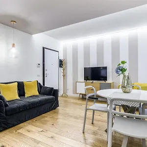  Apartment Beplace In Porta Venezia Italy